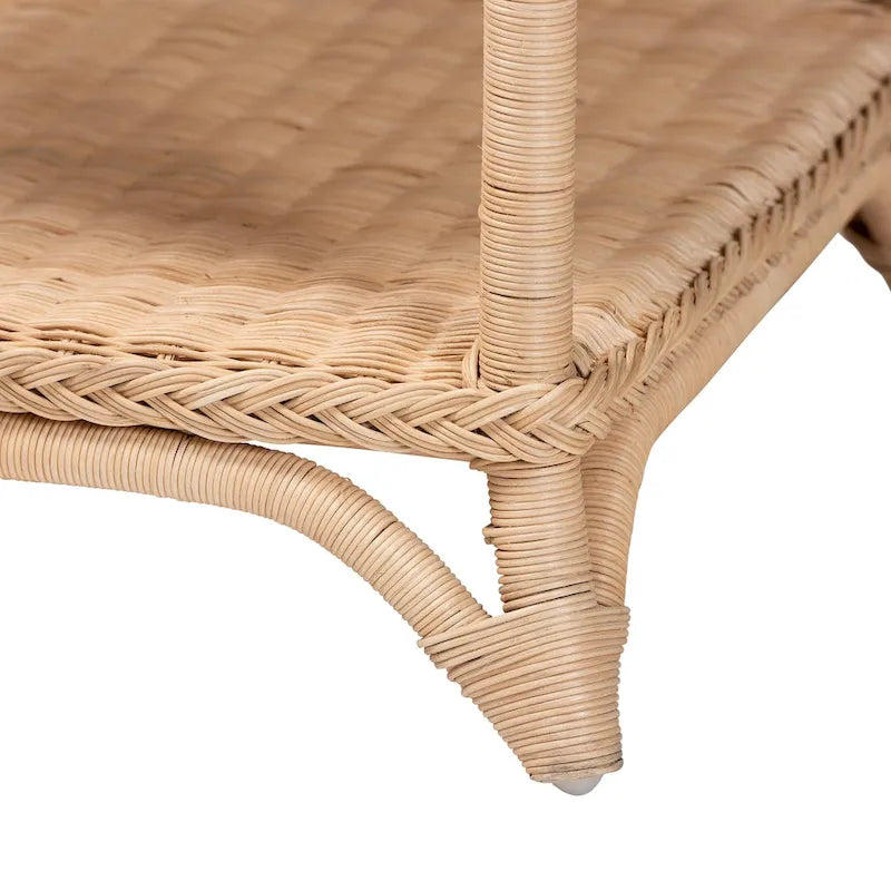 Tavolino in rattan naturale intrecciato con ripiano aperto