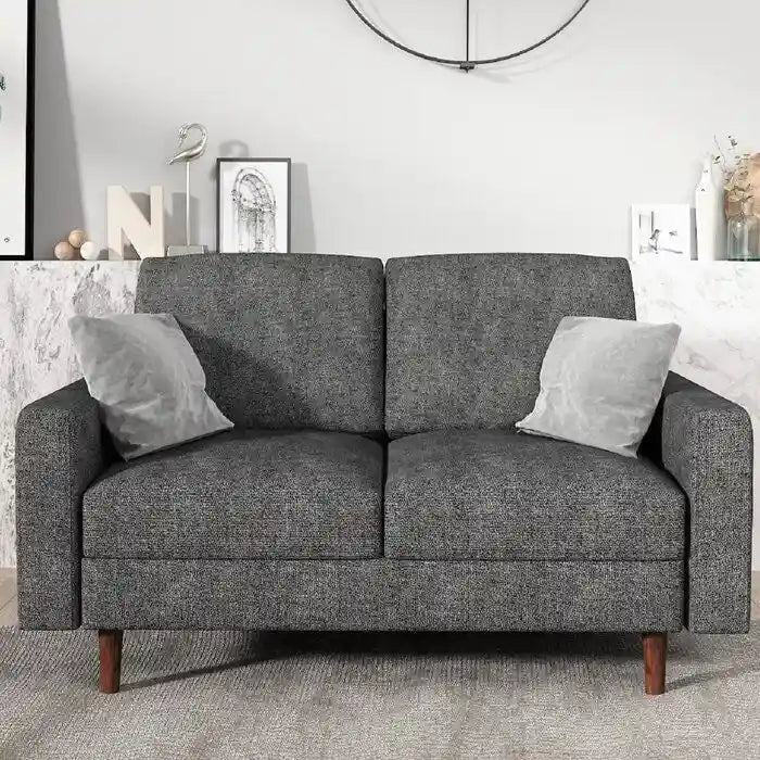 Samt-Loveseat im Mid-Century-Modern-Stil mit Spiralfederung und konischen Holzbeinen
